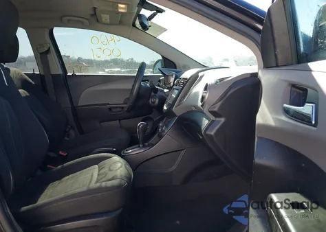 2014 Chevrolet Sonic Lt Auto z USA, uszkodzony, nr VIN 1G1JC5SH3E4195273